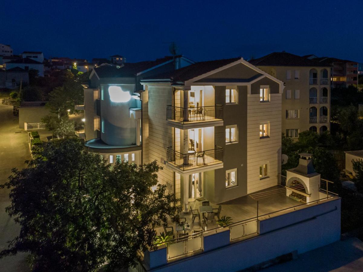 Villa Mihaela Trogir Exterior foto